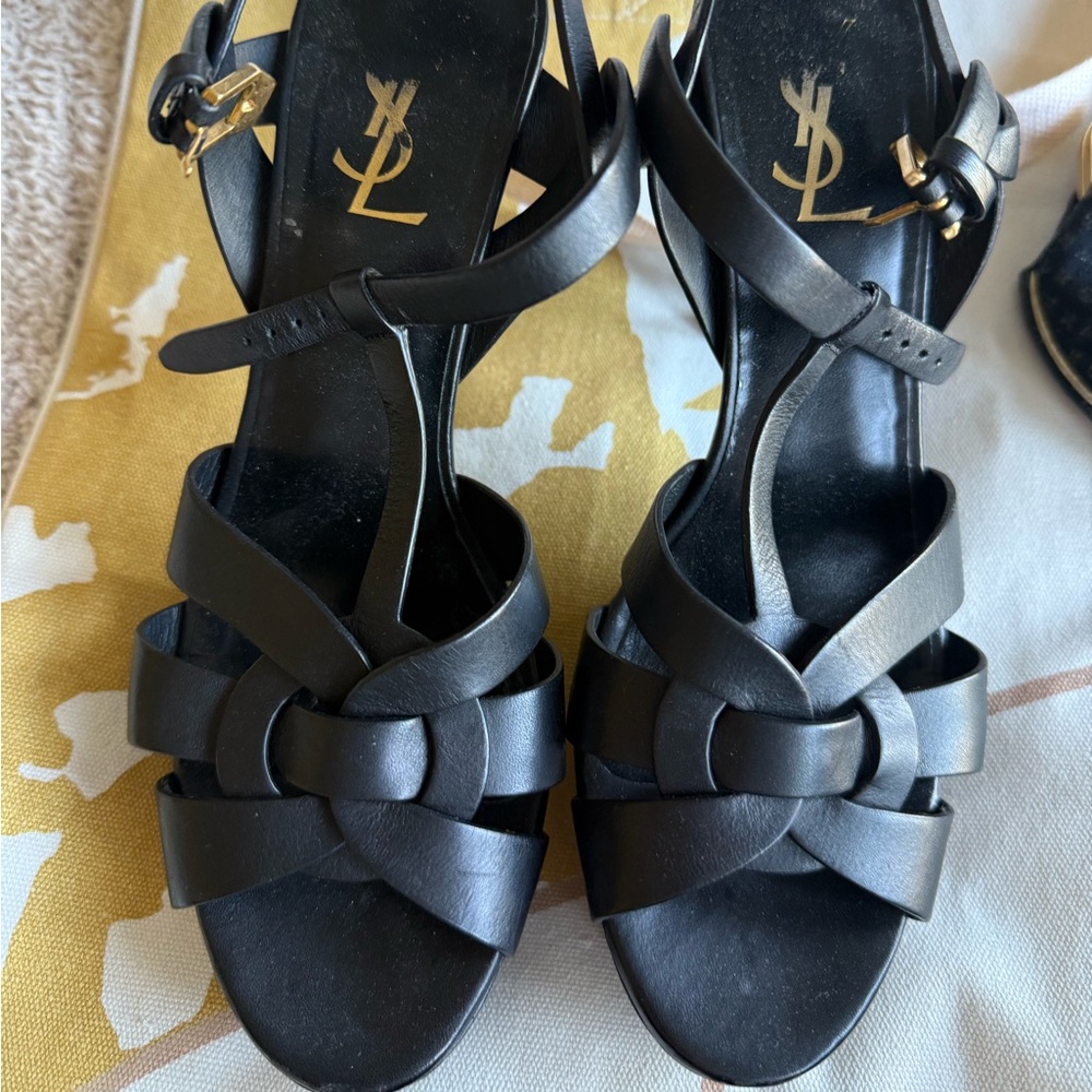 Saint Laurent Tributes